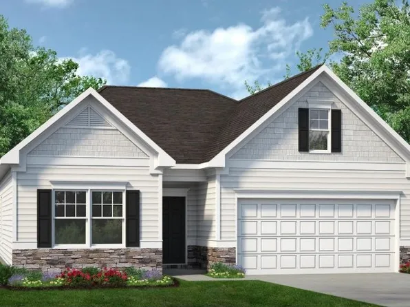 562 Troy Dr, Sanford, NC 27332