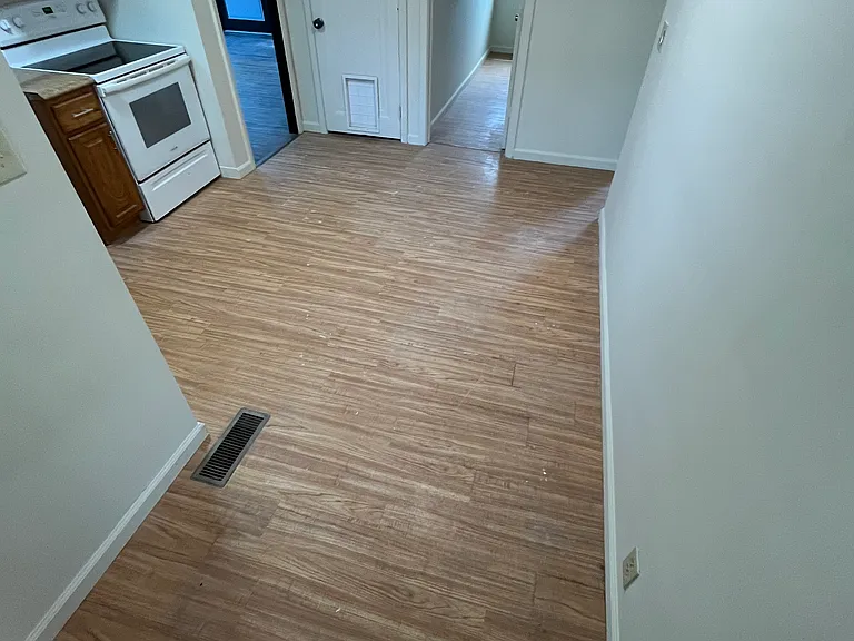 183 Higgins St #1 — Photo 15