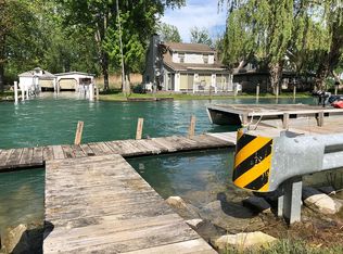 170 Grand Pointe Cut, Harsens Island, MI 48028