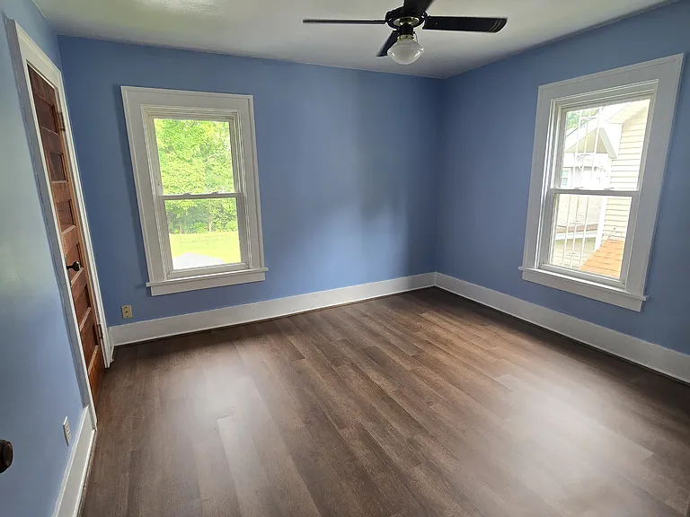 1335 Highland Ct — Photo 9