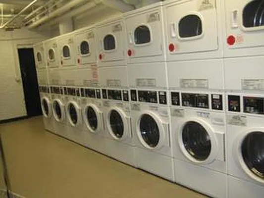 Rented by ALTER REALTY CO INC | media 23