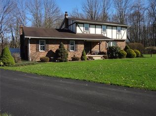 149 Springfield Dr, New Castle, PA 16105