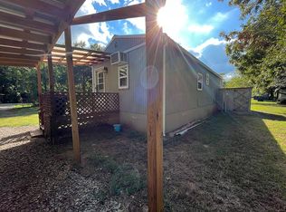 9437 Old 12 Xrds, Chester, AR 72934