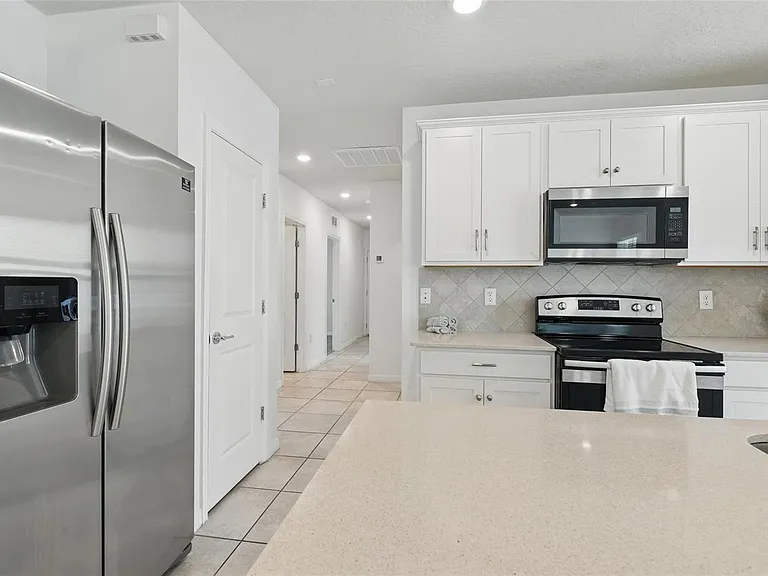 5079 Royal Point Ave — Photo 14