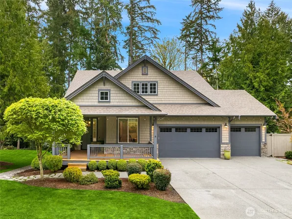 7835 Ledgestone Loop NE, Bainbridge Island, WA 98110