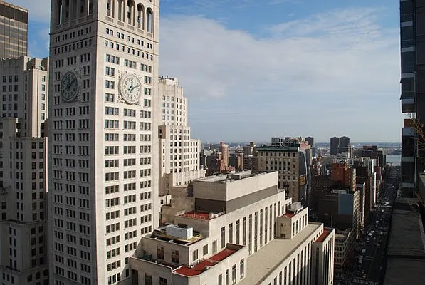 Sold by Rand Realty NY | media 22