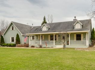 2409 W Wright Rd, McHenry, IL 60050