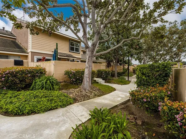 19081 Flagship Cir, Huntington Beach, CA 92648