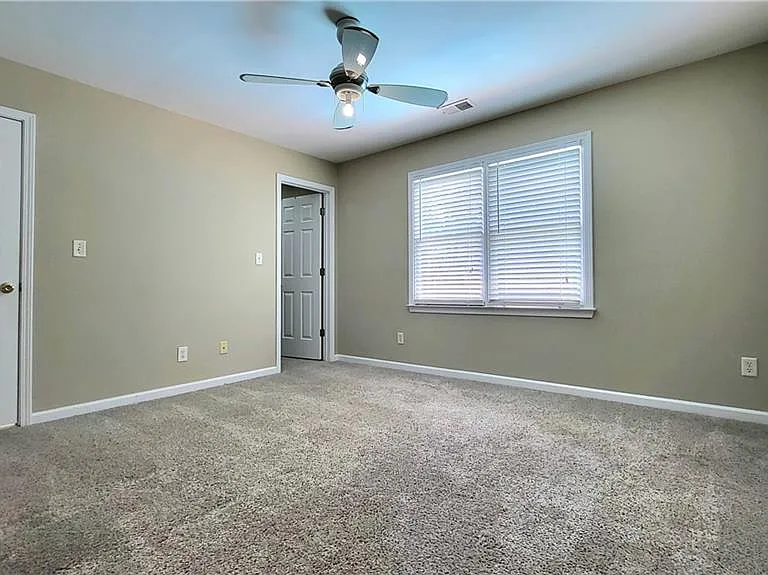 2945 Millwater Xing — Photo 16