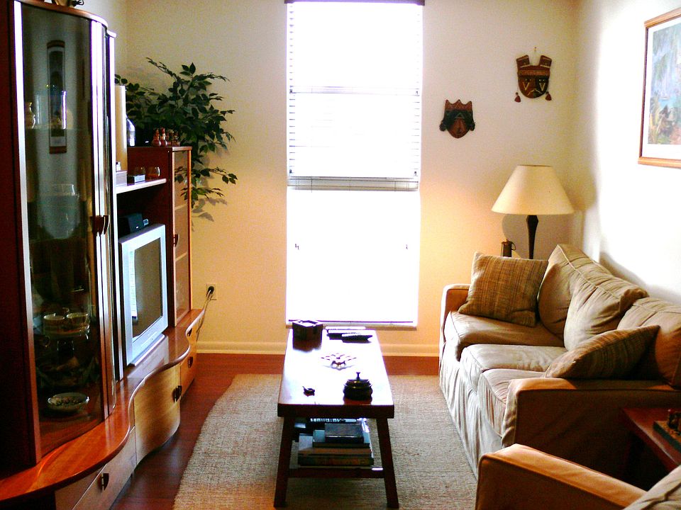 1st image of 16590 NE 26th Ave APT 603