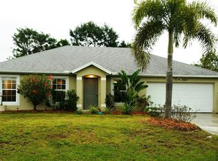 1073 SW Bellevue Ave, Port Saint Lucie, FL 34953