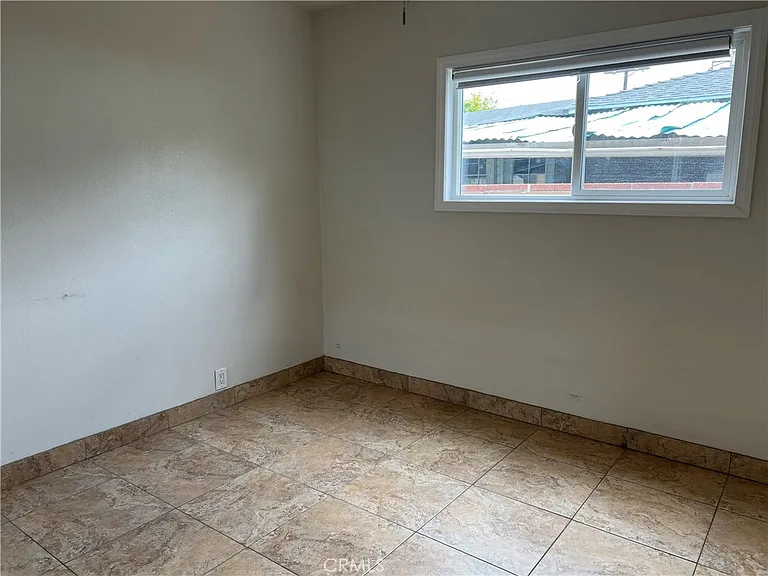 12752 Lemay St — Photo 8