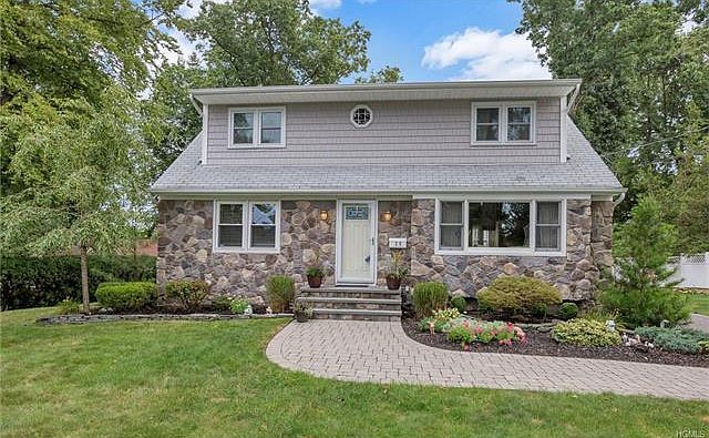 1st image of 26 Simkin Dr