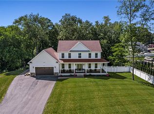 7 Wyatt Ct, Seekonk, MA 02771