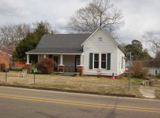 310 S Meridian St, Aberdeen, MS 39730