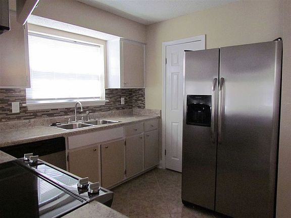 4th image of 3378 Tansey Ct