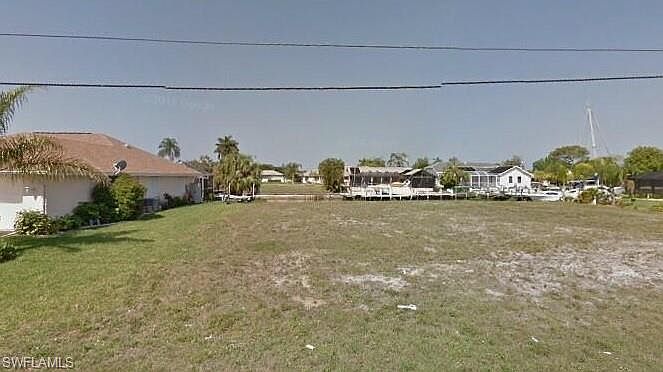 1st image of 1314 SE 23rd Pl
