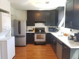 3715A Munson Rd, Falls Church, VA 22041