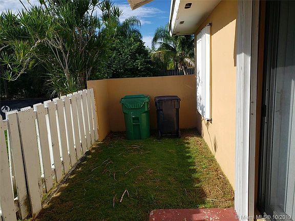 4th image of 10339 SW 209th Ln