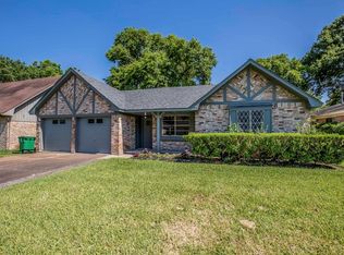 9330 Rentur Dr, Houston, TX 77031