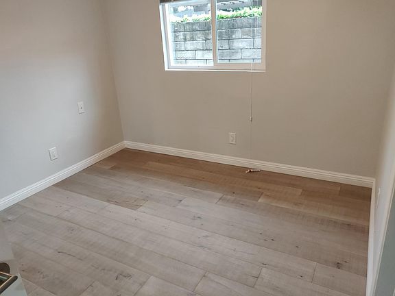 4th image of 6726 Salter Ave