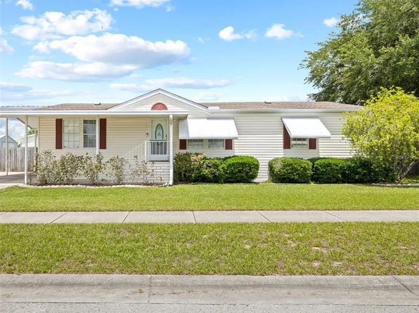 3915 Kiah Dr, Wesley Chapel, FL 33543