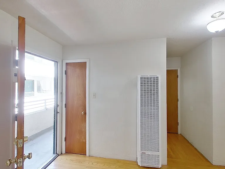 2750 Dwight Way — Photo 13