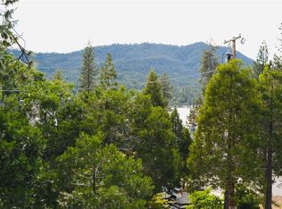 37601 Marina View Dr, Bass Lake, CA