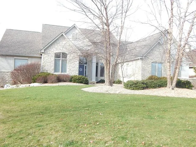 10747 Campden Lakes Blvd photo 1