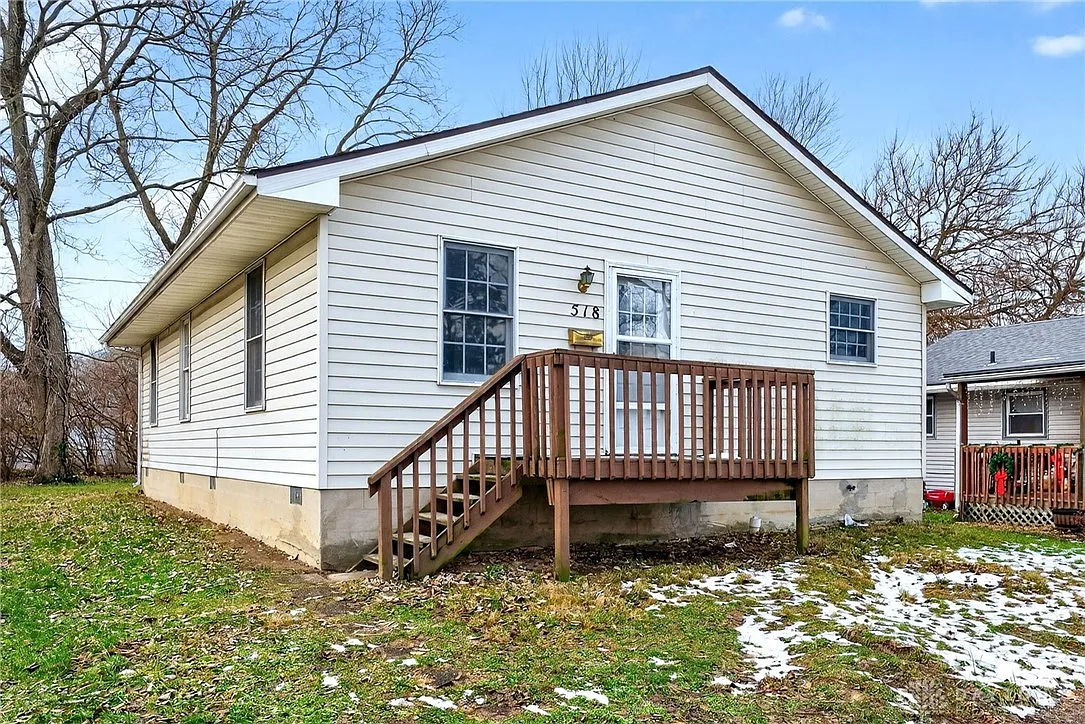 518 Regal Ave photo 1