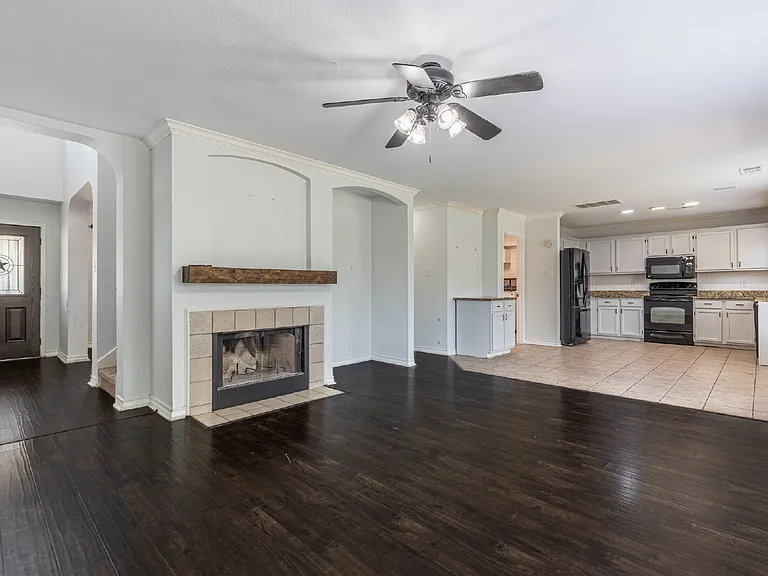 10703 Tiger Chase — Photo 10