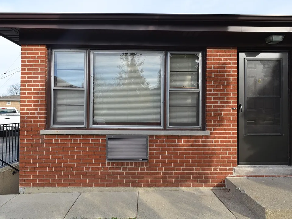 578C 1 BR/1 BA
