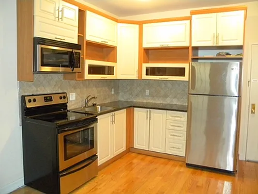 Rented by Urban Realty NYC | media 27