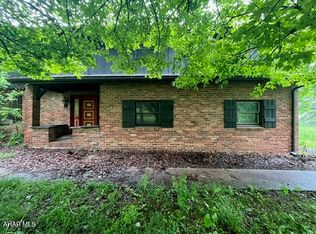 648 Cove Lane Rd, Roaring Spring, PA 16673