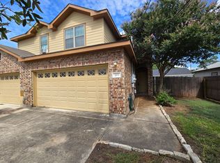 203 Anne Louise Dr, New Braunfels, TX 78130