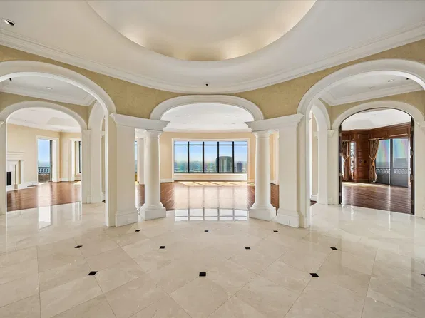 2121 Kirby Dr Unit 26S, Houston, TX 77019