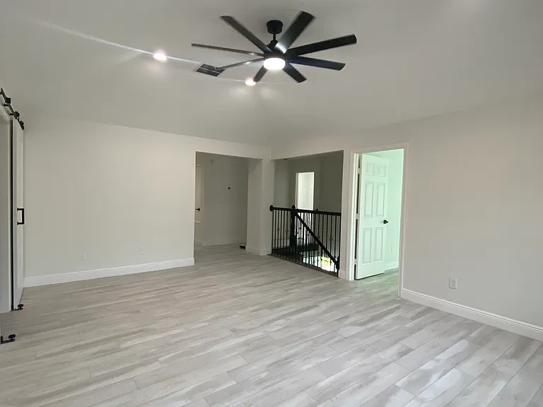 421 Tallowtree Dr #1 — Photo 23