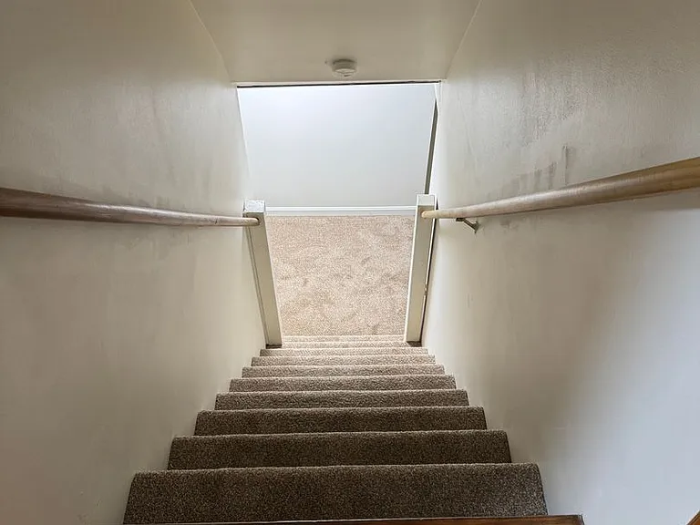 1035 Ridge Ave — Photo 42