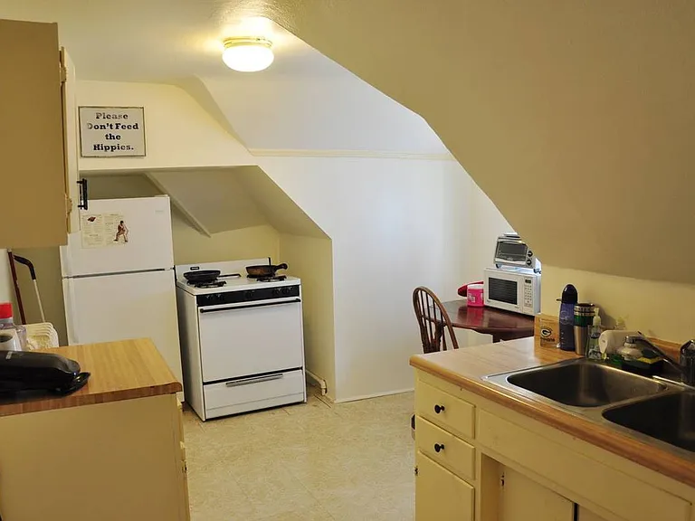 2909 Knox Ave S #3 — Photo 4