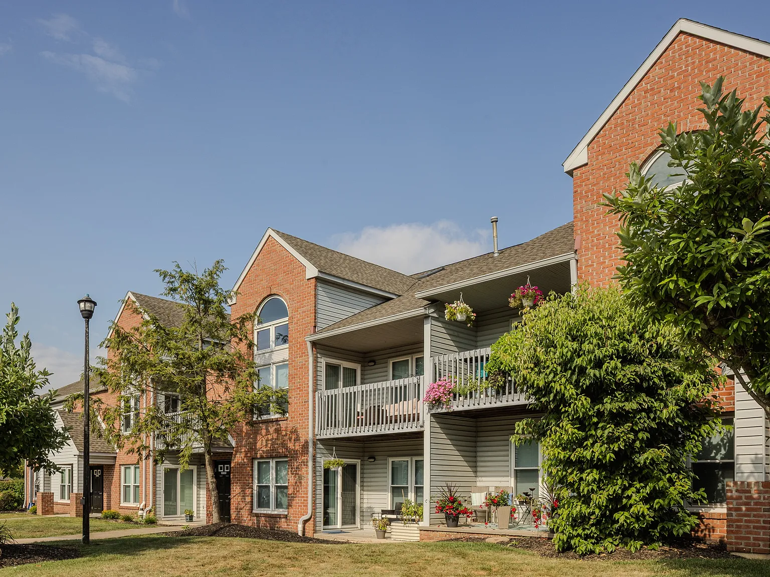 Pointe North Apartments — Photo 4