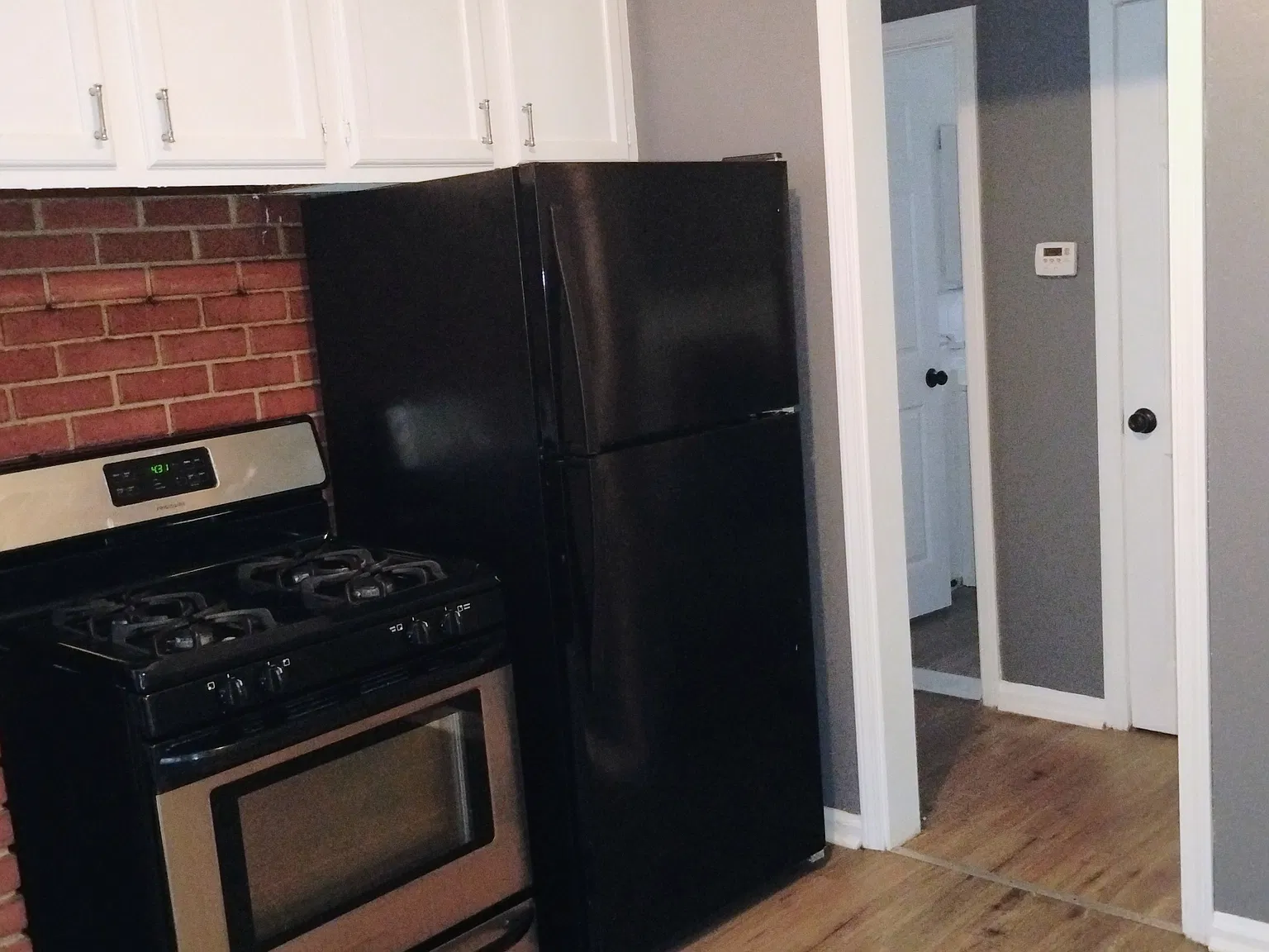 3 bed, 1160 sqft, $1,350 — Photo 4