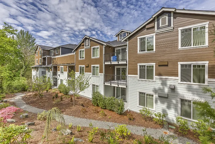 Timberlake Park Apartments — Photo 8