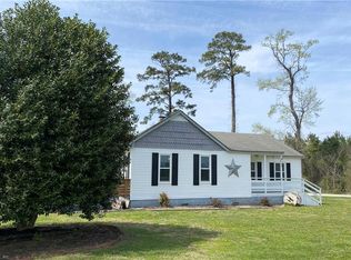 140 W Gibbs Rd, Knotts Island, NC 27950