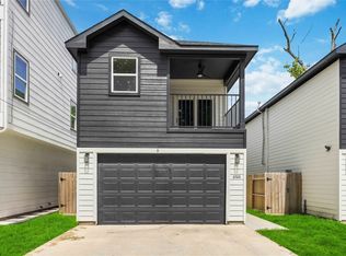 6526 Tuskegee St, Houston, TX 77091