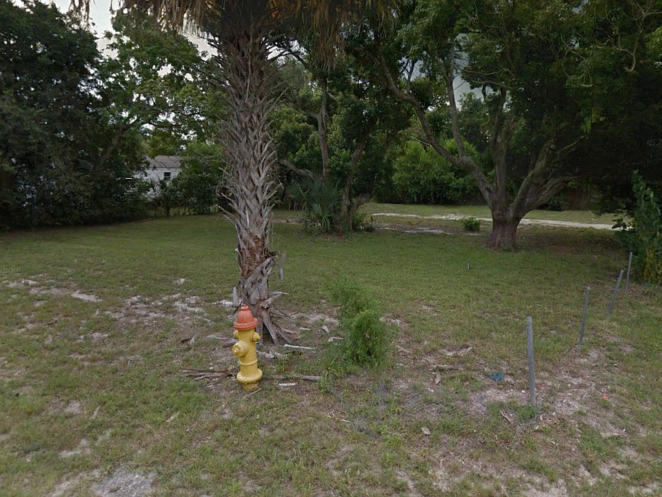 1st image of 1409 Avenue C