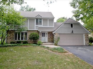 1140 Pine Ct, Batavia, IL