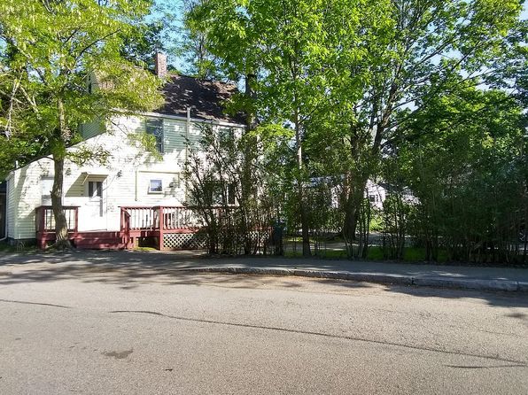 49 Oak St
