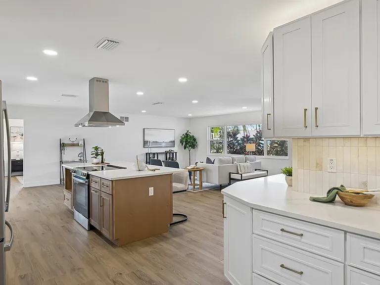 6735 Keystone Dr — Photo 15