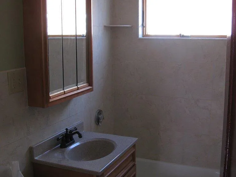 33 Keenan St #1 — Photo 6