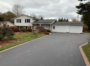 57 Anytrell Dr, Webster, NY 14580